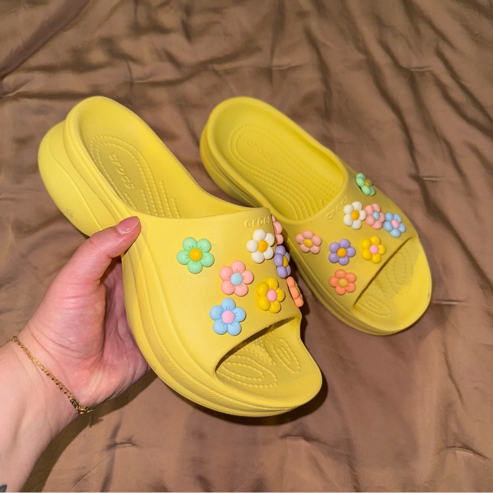 Crocs Bae slides!